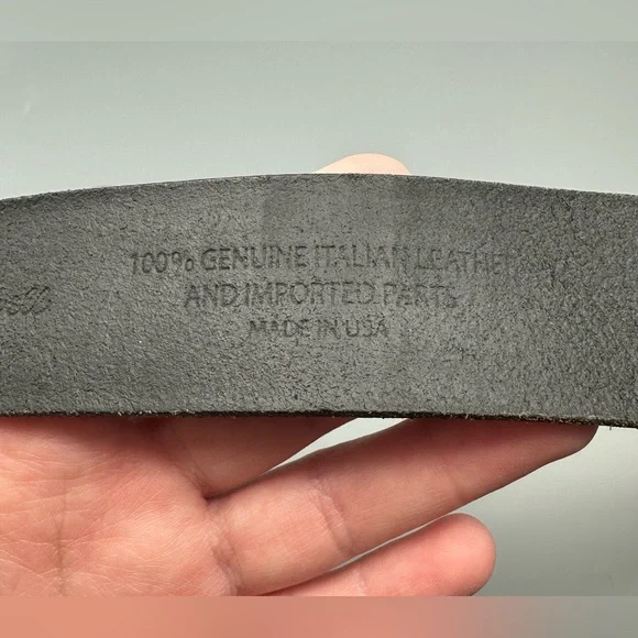 Madewell Belt Women’s XS Black Brass Buckle 26-32” Genuine Italian Leather - Picture 6 of 12